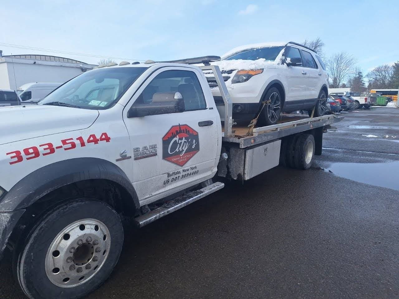 SUV flatbed towing Western NY